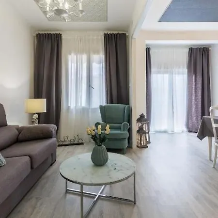 Apartment Nice, Cozy, Fcb Stadium,payment Parking Barcelona
